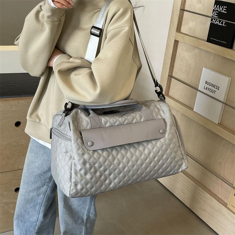 Lingge Fitness Bag Dry Wet Separation Swimming Storage Bag Women's Luggage Bag Lightweight Short Travel Bag Crossbody Big Bag Bag