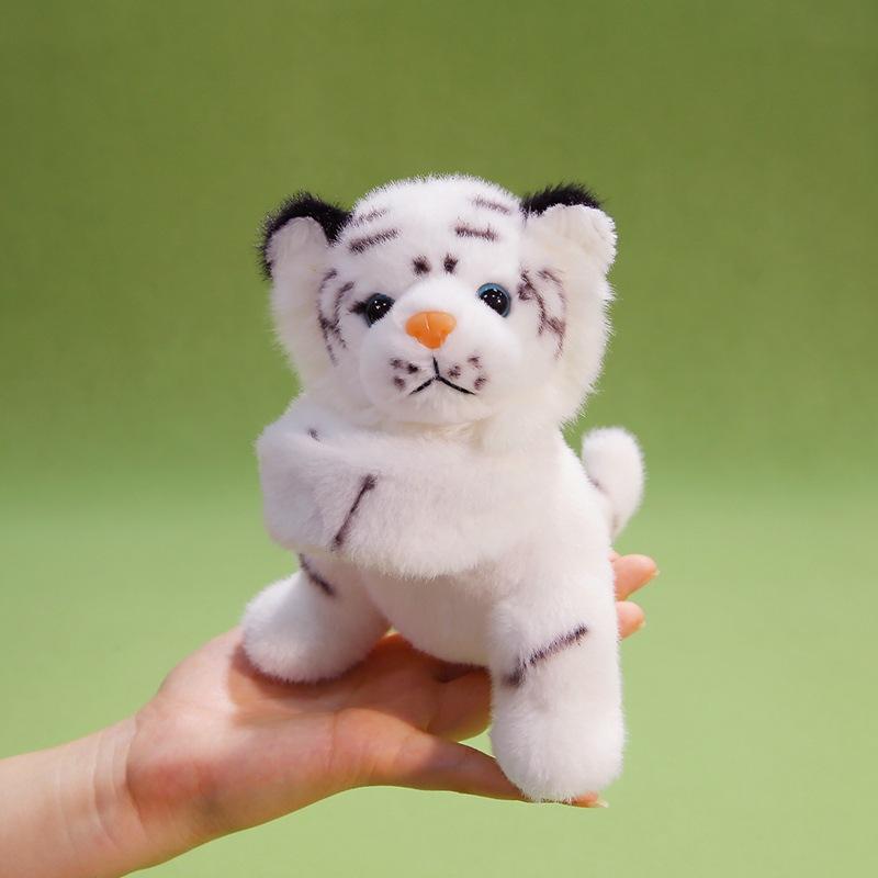 

Cute white tiger pop circle plush toy doll little tiger doll pat bracelet children s doll doll 18cm（0.1kg）