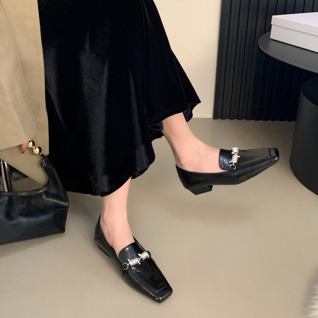 Easy To Wear and Not Tired of Feet, Gold Square Head Soft-soled Single Shoes for Women's 2025 Spring and Autumn Versatile Retro Silver Flat-sole