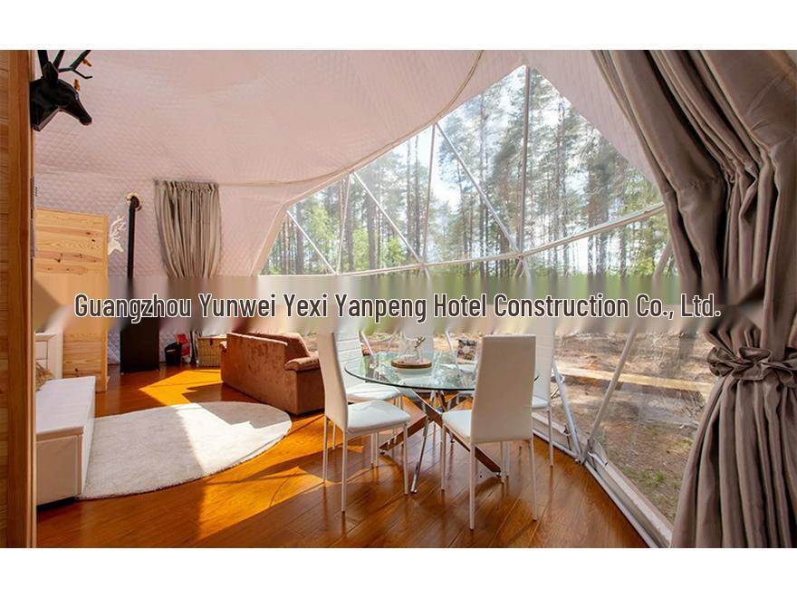 Luxury Stargazing Bubble Tent - Outdoor Scenic Camping Hotel Experience