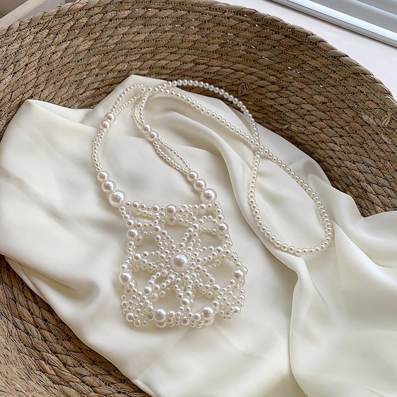 

Trendy Korean Style Kids Crossbody Bag Featuring Charming Pearl Flower Accents And Modern Appeal