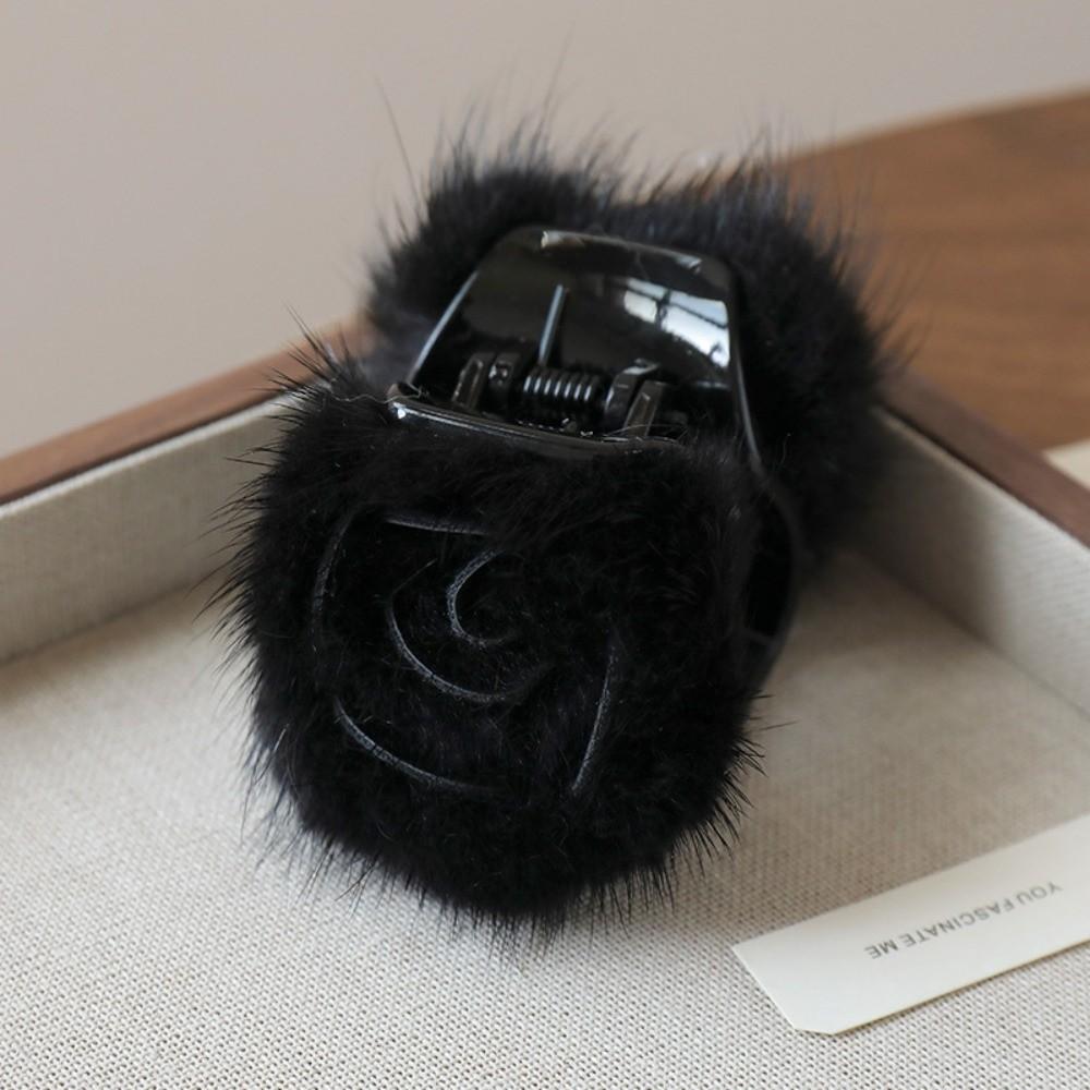 Soft Fur Rose Hair Claw Hair Decoration Plush Hair Claw Fashion Half Updo Hairpins Women чёрный
