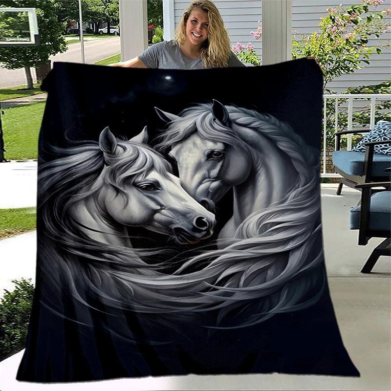 1pc Horse Printing Lightweight Flannel Blanket, Comfortable and Warm Blanket, for Camping Sofa Bed and Couch Office, in All Seasons