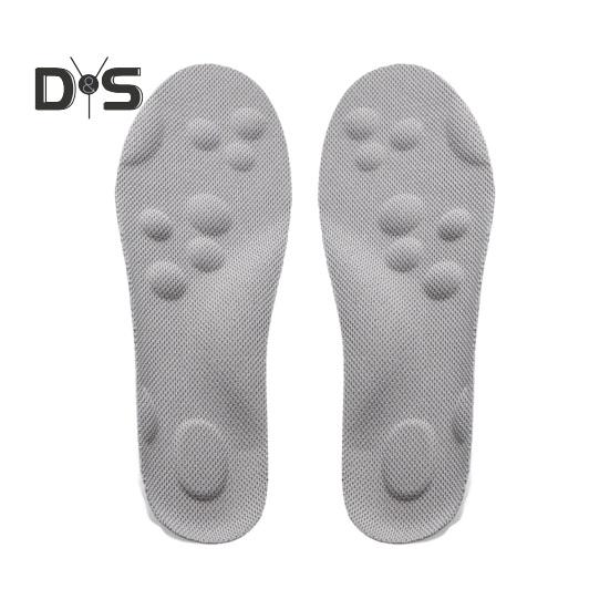 1 pár vložek 4D Cloud Měkká Prodyšná Paměťová pěna Pohlcující otřesy Vložky do sportovních bot Muži Ženy Podpora klenby Ortopedická masáž Podložky na chodidla