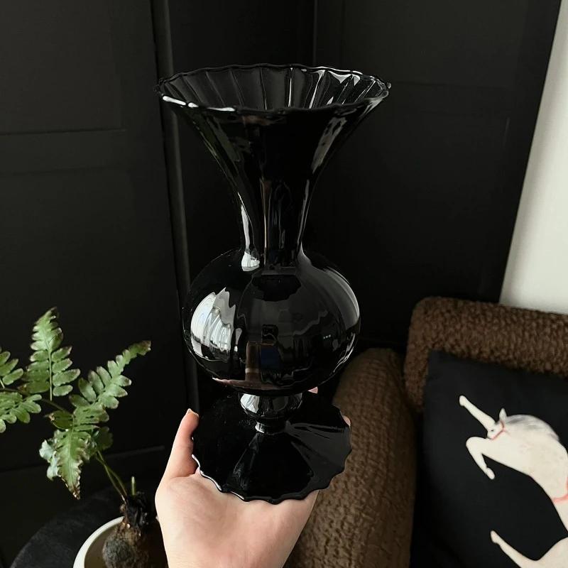 European Minimalist Medieval Black Nitrate Glass Vase Living Room Bedroom Dining Table High-end Decoration Exquisite Ornaments
