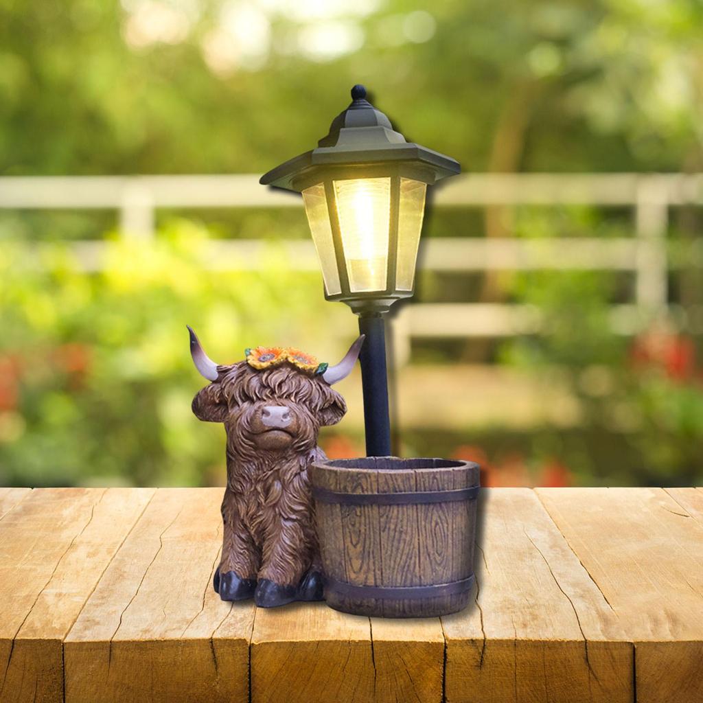 Highland Cow Statue,with Solar Lights Lovely Resin Figurine Gifts,Landscape Lamp Animal Sculpture Decoration for Garden Patio