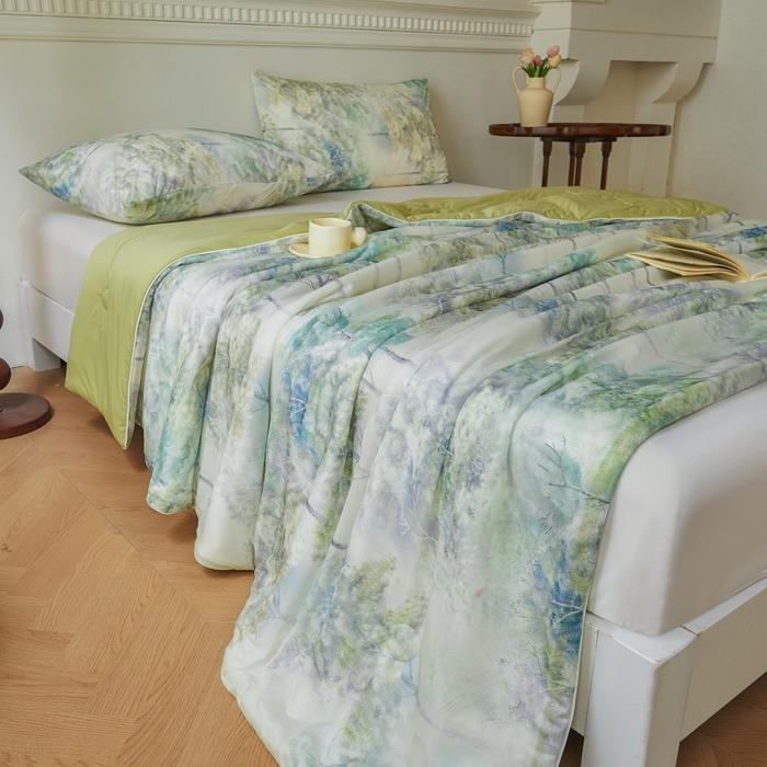 Blue Quilt for Summer Cooling Patchwork Bedspread for Beds Single/Queen Summer Blankets /Duvet Without Pillowcase