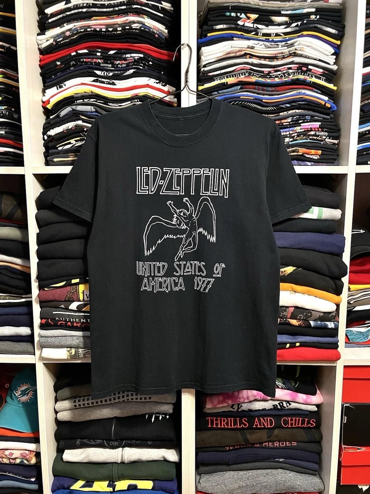 Vintage 2000 Led Zeppelin United States Of America 1977 Band T-Shirt M Black 00s 2XL