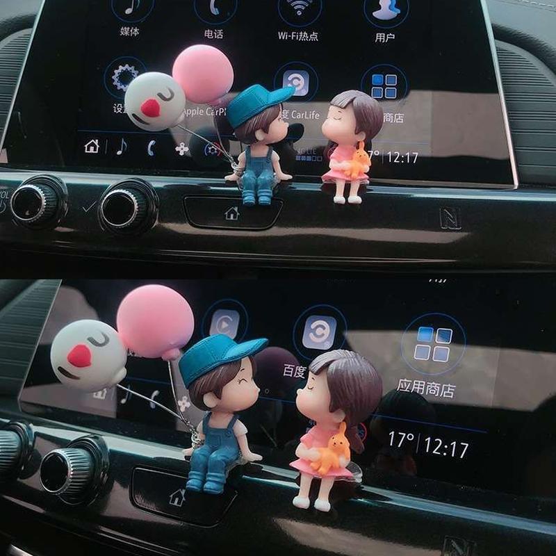 Car Decoration Cute Cartoon Couples Action Figure Figurines Balloon Ornament Auto Interior Dashboard for Girls Gifts Accessories