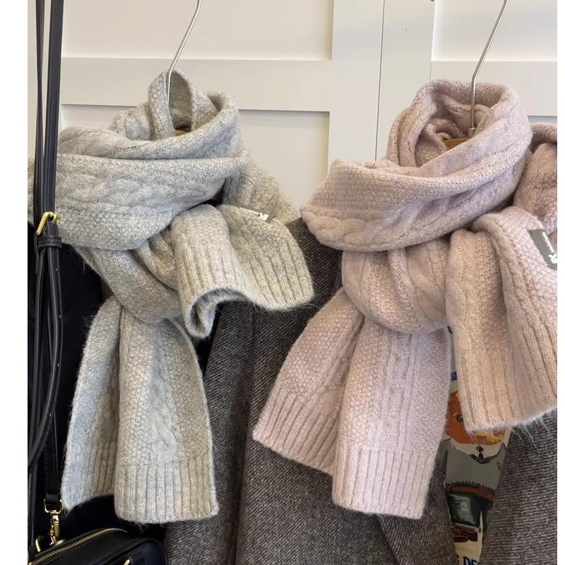 Twist Pattern Wool Scarf Gentle Breasts  Warm Neck Scarf for Students  New Winter Style for Men and Women