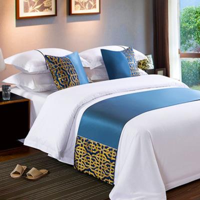 European Style Bed Runners Luxury Embroidery Bed Flag Throw Runner Wedding Room Hotel Home Decoration Bed Tail Towel Pillowcase