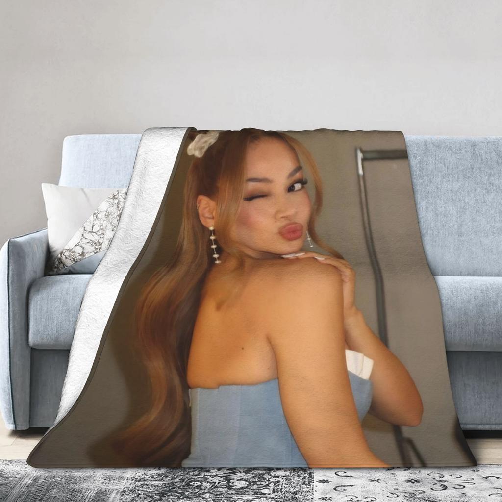 Ayliva Singer Tour 2025 Blanket Multi-size Super Soft Cozy  Throw Blankets for Couch Sofa and Bed