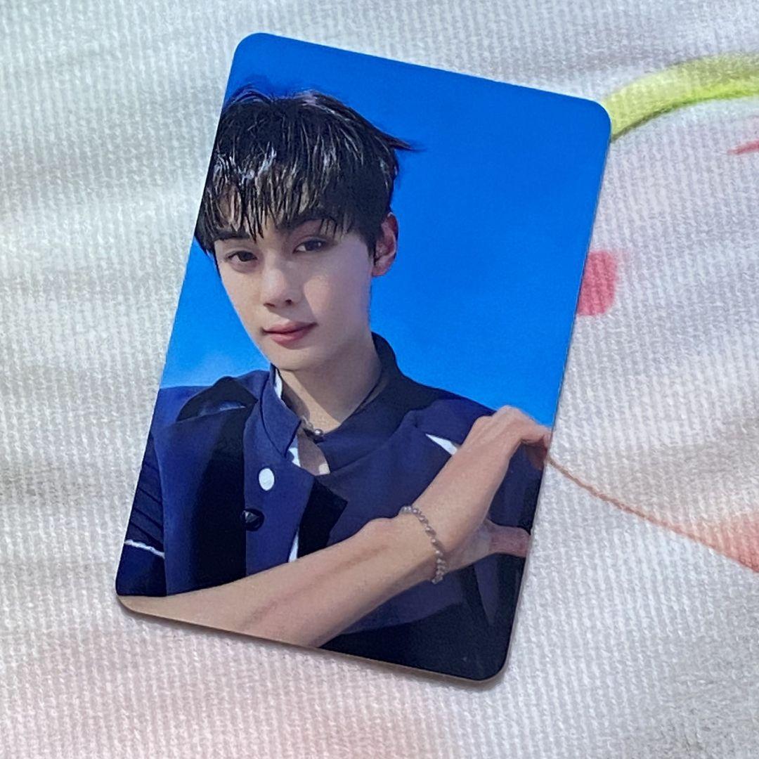 

[USED] ZB1 Kim Gyubin Sanok Pre-recorded Sweat Korean Trading Card