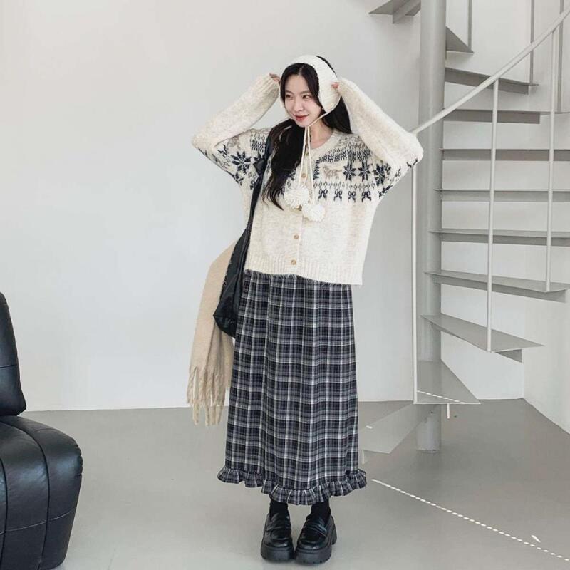 Women s Earmuff Knitted Pom Pom Hat gray 5690₽