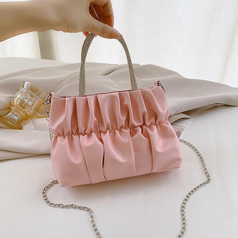 

2025 new handheld small square bag with drill, small fresh candy-colored pleated bag, versatile chain, single shoulder oblique span bag, tide. розовый