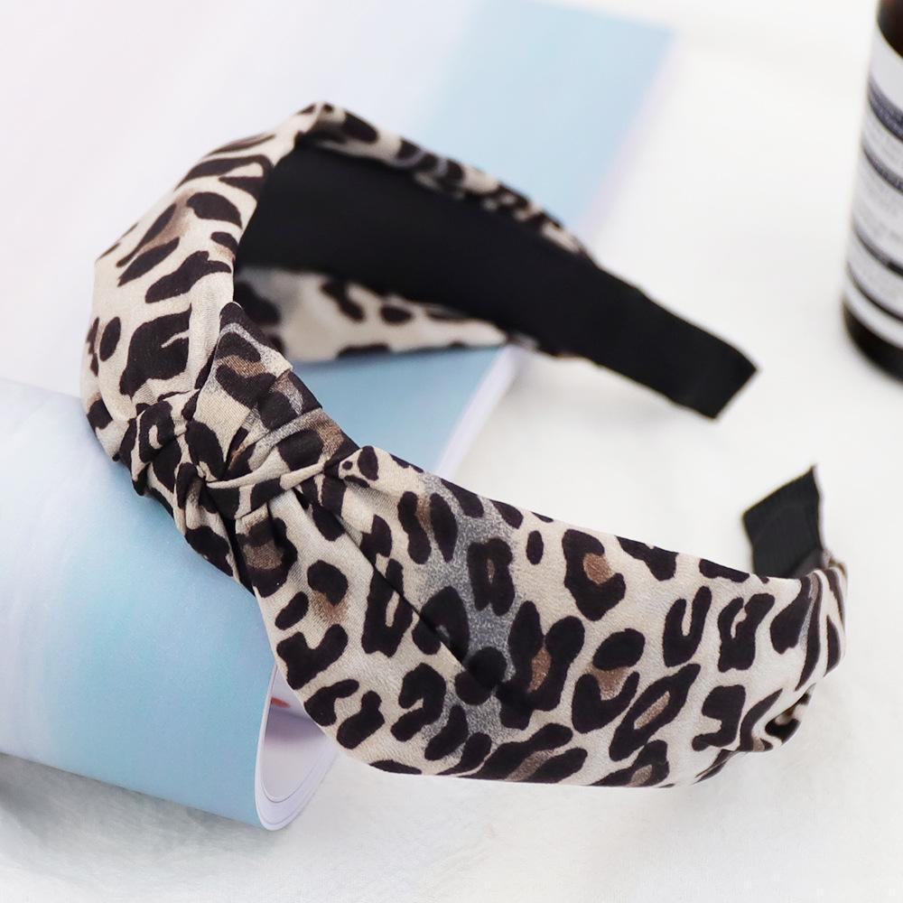 

Повязка на голову в стиле ретро с леопардовым принтом и перекрещивающимися узлами для женщин D4-94 бежевый