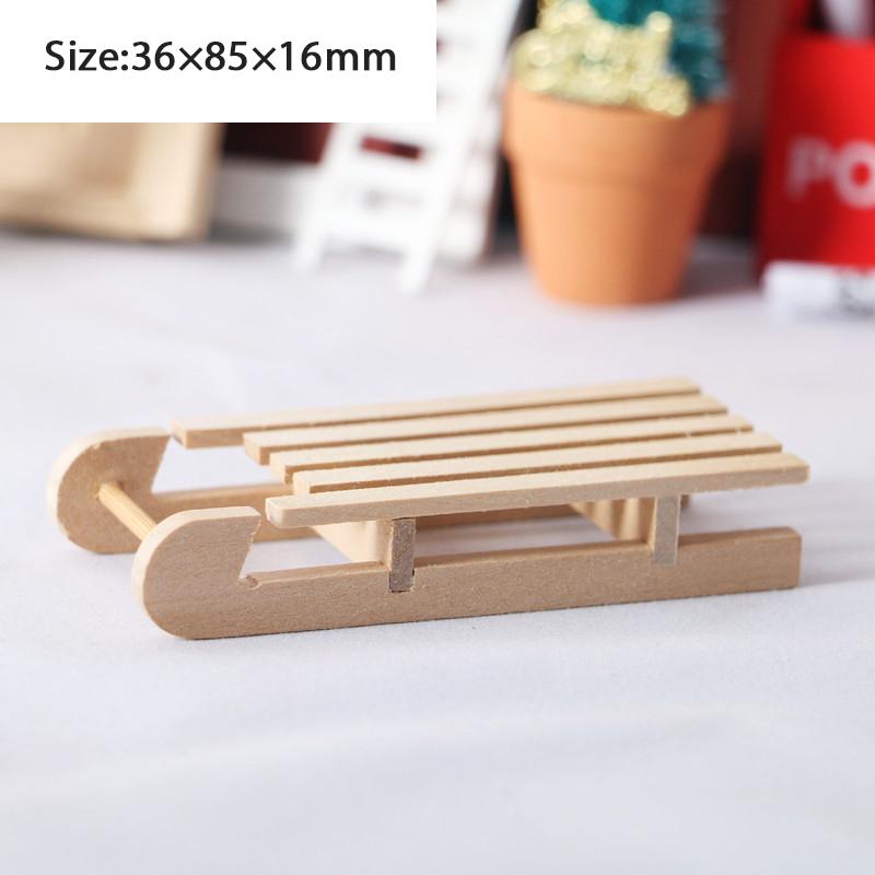 Doll House Solid Wood Sleigh Dooryard Santa Claus Holiday Scene Atmosphere Decor 36*85*16mm