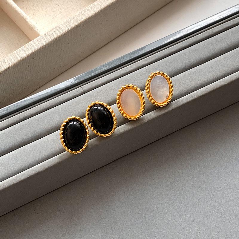 Natural White Fritillary Black Agate Oval Stud Earrings Women's Antique Light Luxury Temperament Earrings S Silver Needle Earrings