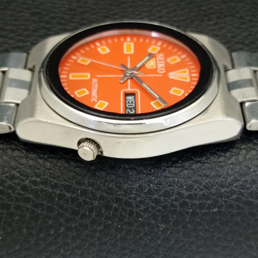 GENUINE VINTAGE SEIKO 5 AUTOMATIC JAPAN 7009A MENS ORANGE DIAL WATCH A702121-5 R208-a702121