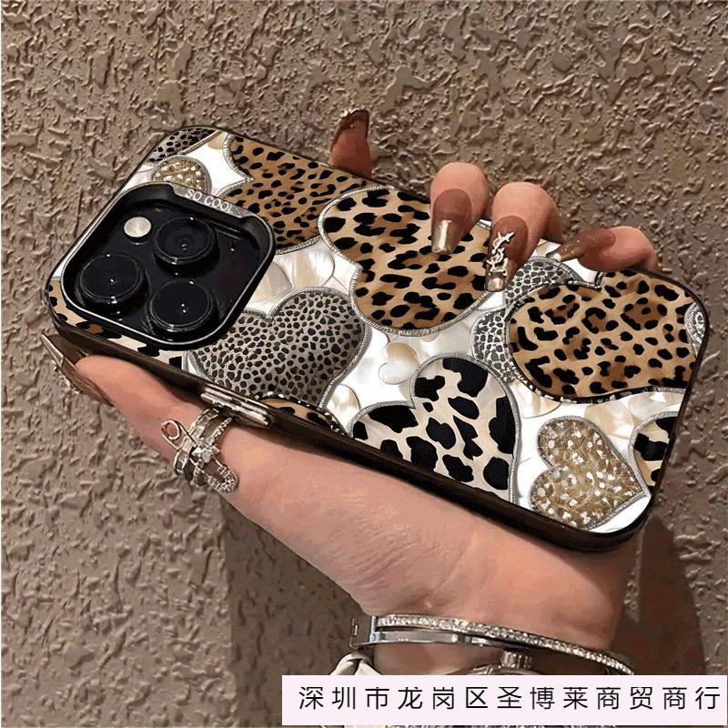 Sweet and cool babes leopard print love Apple 15 mobile phone case for 14promax laser iPhone13 Europe and America 12 hard