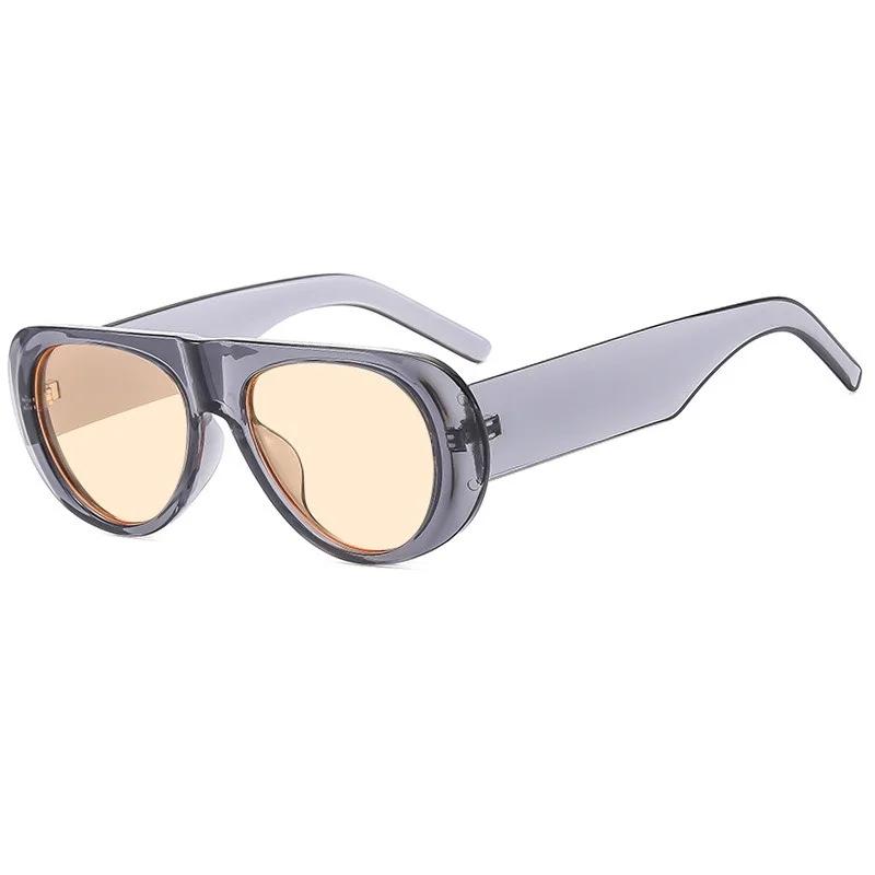 

Retro Large Sunglasses For Women Fashionable Wide Legs New Large Frame Sunglasses Gradient Color Glasses Goggles