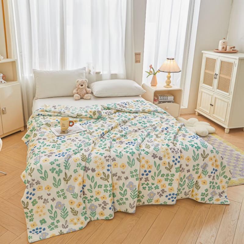 

Grace Cooling Silk Antibacterial All-Season Quilt