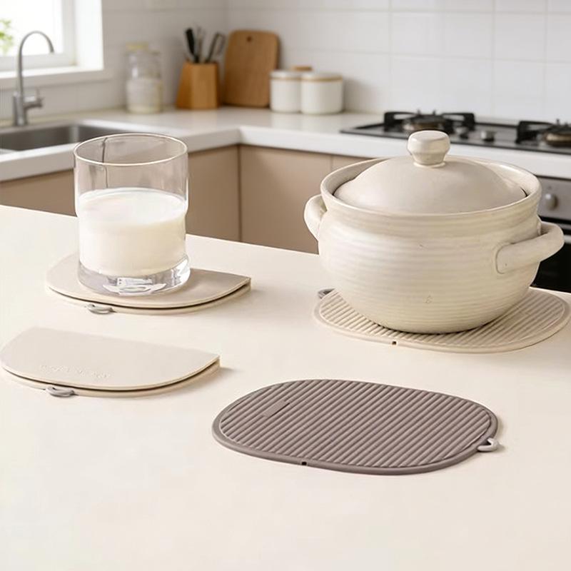 Folding silicone thermal insulation pad, anti-scalding pad, kitchen thermal insulation pot pad, thermal insulation pad, high temperature