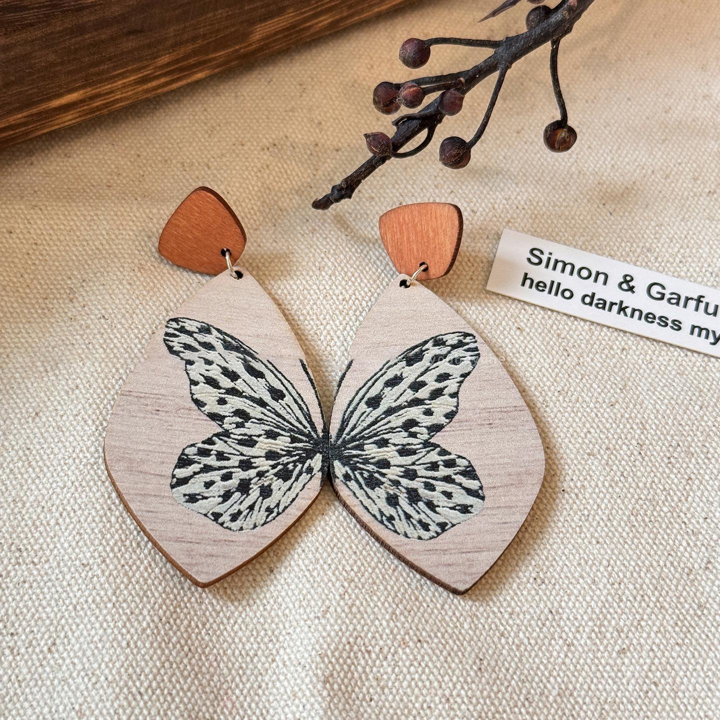 

Silver Needle Wood Water Drop Butterfly Print Earrings Fashion Elegant Casual Commuter Earrings Niche Premium Earrings Women