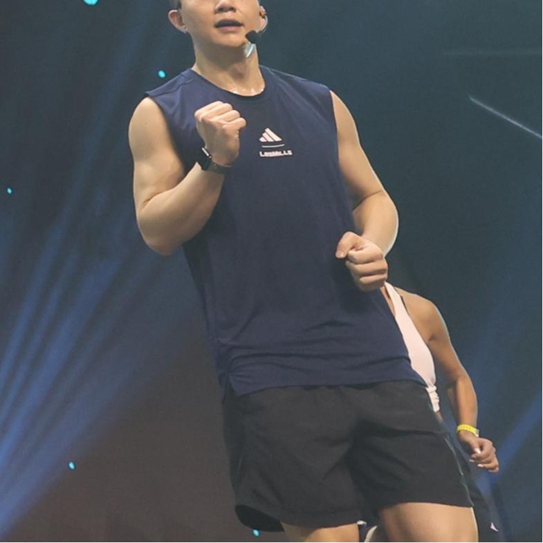 Adidas T-shirt Décontracté Imprimé Sans Manches Col Rond Homme Hauts Bleu Marine JE1808