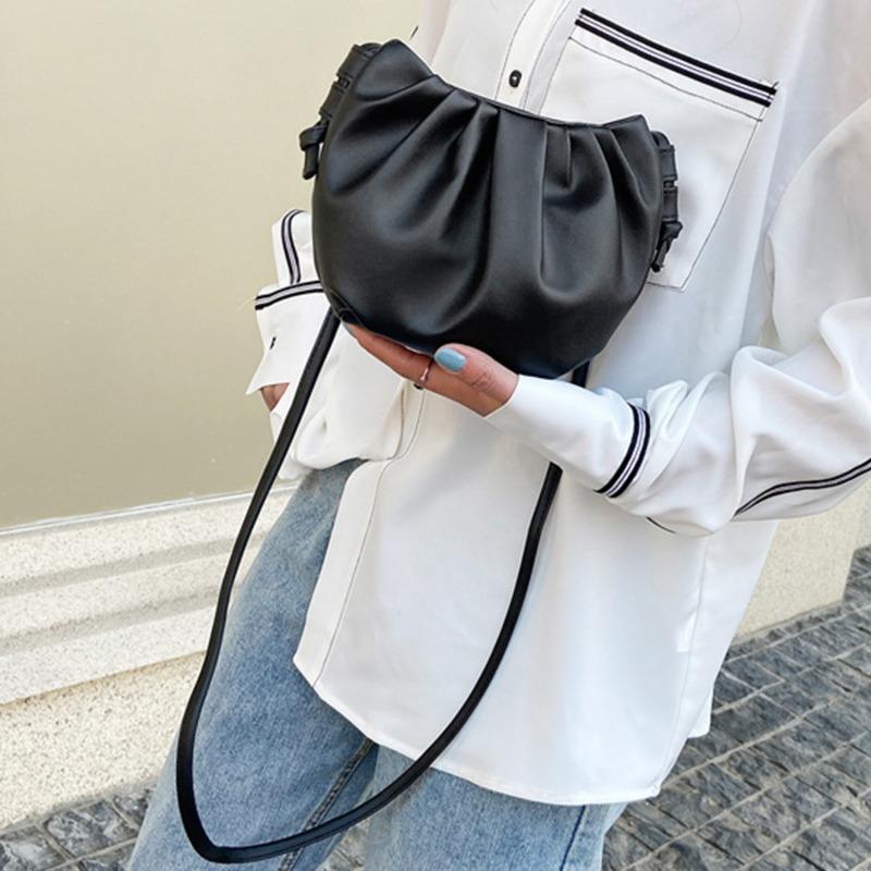 Women's Premium Shoulder Bag New Fashion Niche Design Messenger Bag Female Wild Western Style Female Pleated Bag Mini Cloud Bag