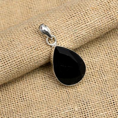 Colgante de joyería de plata esterlina sólida 925 hecho a mano con piedras preciosas de espinela negra para ella