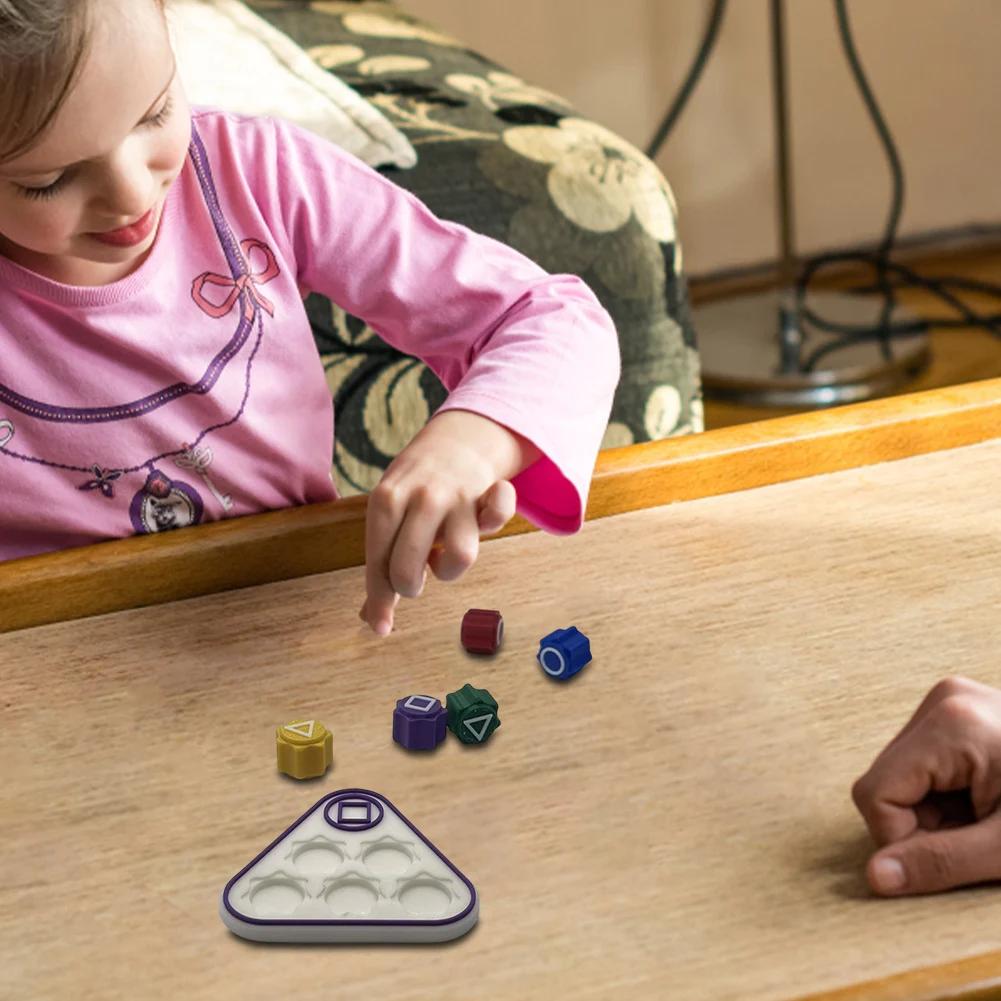 Traditionelles Spielspiel Spaß Gonggi Jack Stone Kieselsteinset Steinfangspiel Hand-Auge-Koordination Trainingsspielzeug für Familienspiele