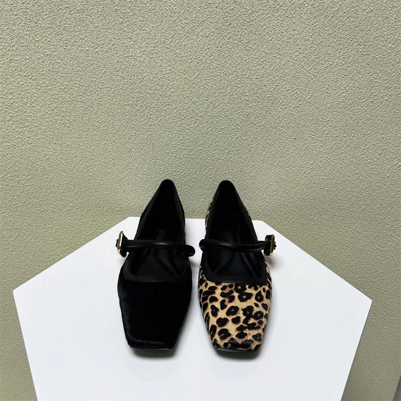 Fashion 2024 New Fashion Leopard Print Comfortable Soft Square Head Flat Shoes for Women Luxury Mary Jane Shoes Ballet Flats Women Shoes