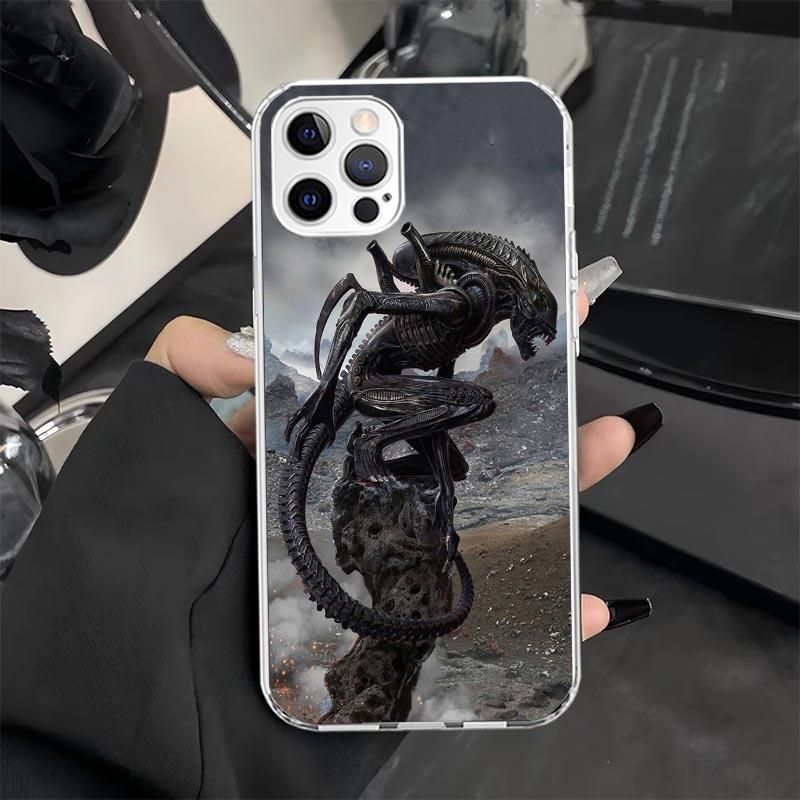 Alien Vs Predator Painted Phone Case for iPhone 13 12 Mini 11 Pro X XS Max XR 7 Plus 8 SE 6 6S 5 5S Soft Silicone Fundas Cover