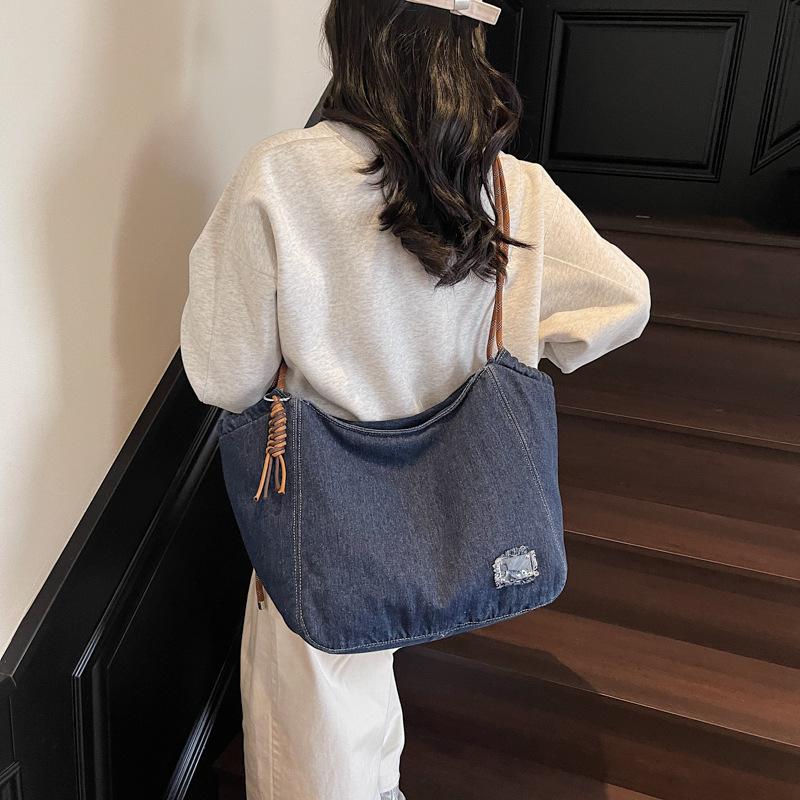 Denim Tote Bag Women's Shoulder Bag Student Class Large Capacity Spring and Summer Handbag Fashion Wing Bag