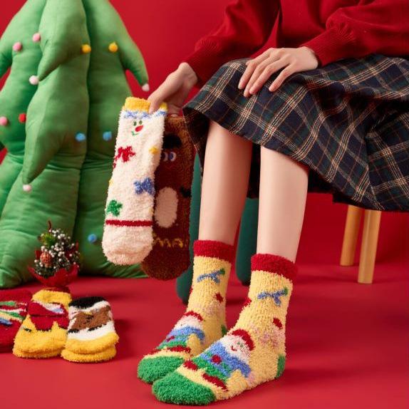 2024 Autumn/Winter Kids' Coral Fleece Christmas Embroidered Warm Cartoon Floor Socks