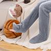 Socken über dem Knie, flauschige Plüsch-Slipper-Strümpfe, pelzige lange Beinwärmer, Winterschlafen zu Hause