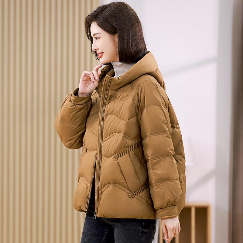Mom's Lightweight White Duck Down Winter Jacket - Stand Collar, Loose Fit, Warm Fashion Coat for Middle-Aged Women