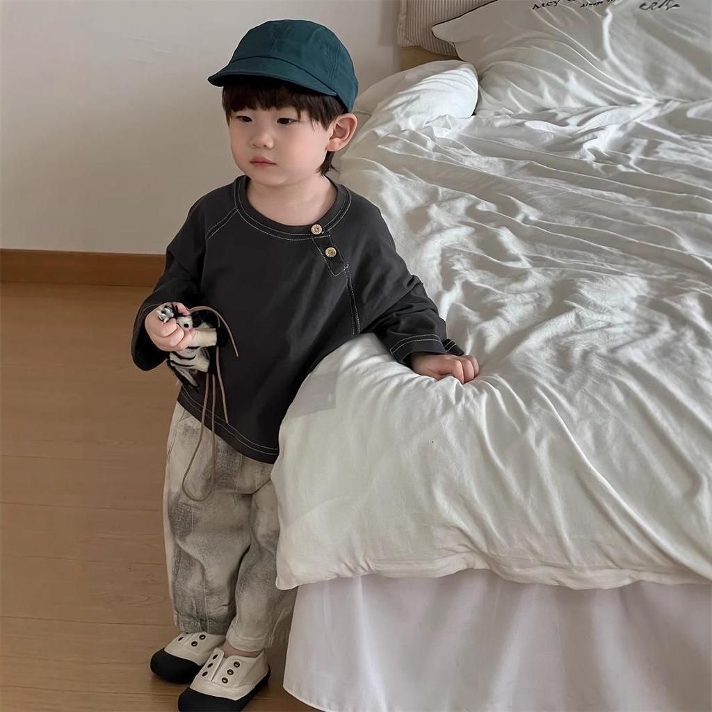Dziecięcy Jesień 2025 Nowy Zestaw T-shirtu z Okrągłym Dekoltem i Dżinsów - Chłopięca Odzież Jesienna w Stylu Koreańskim