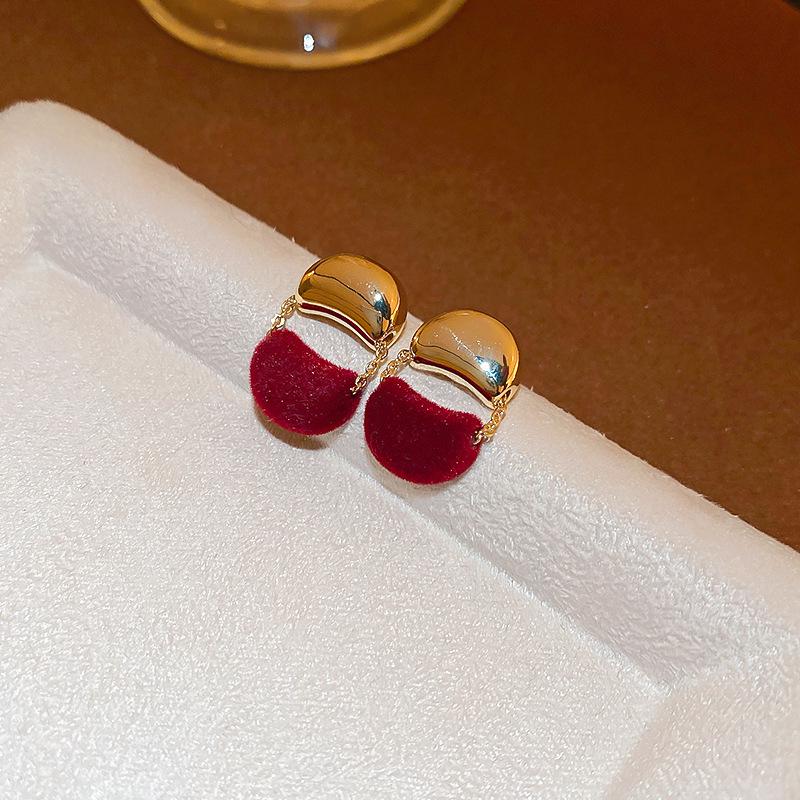 Silver Needle Flocked Round Square Stud Earrings: Elegant and Versatile High-End Jewelry