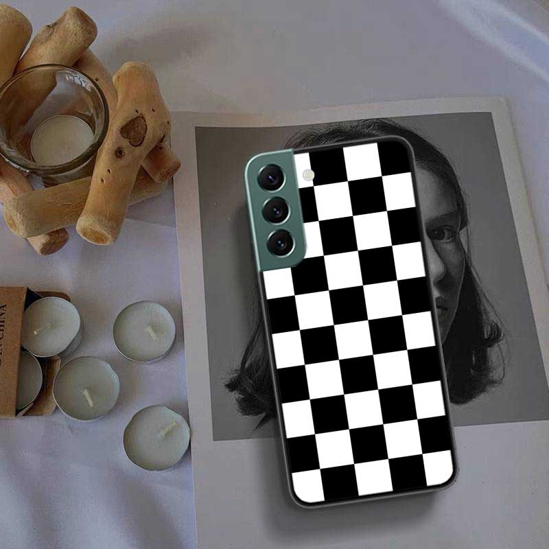 Retro Classic Chess Board Grid Phone Case For Samsung Galaxy S22 S25 Ultra S21 S10 Plus S26 Edge S20 S23 S24 FE Cover Silico