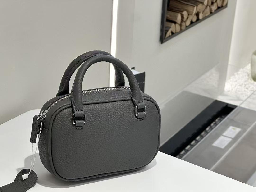 

Women s 2025 Mini Bowling Handbag: Top Layer Cowhide, Fashionable Shoulder Bag, Chic Small Square Design. 18cm Length, 5cm Width, 12cm Height