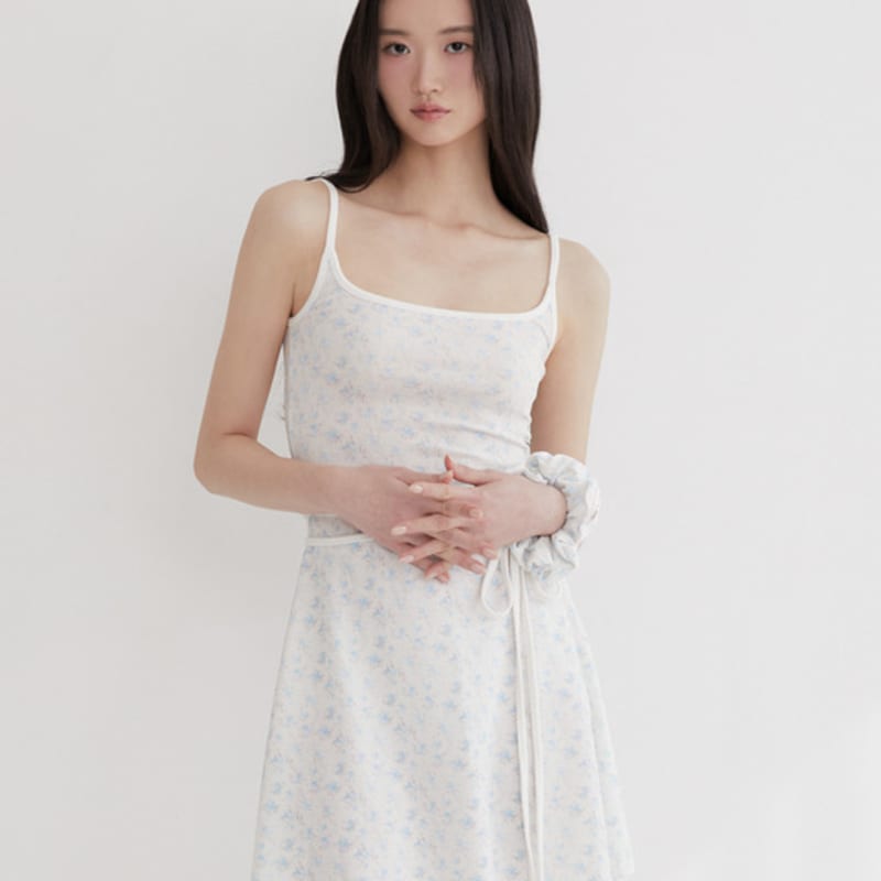 Inner Museum Flower Scrunchie (BLUE)