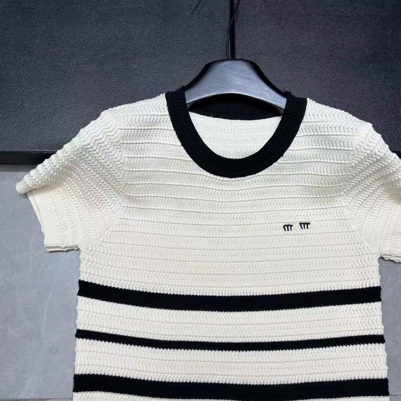 Miu Style 2026 Spring Round Neck Embroidered Stripe Knit Top - Short Sleeve, Youthful & Versatile.