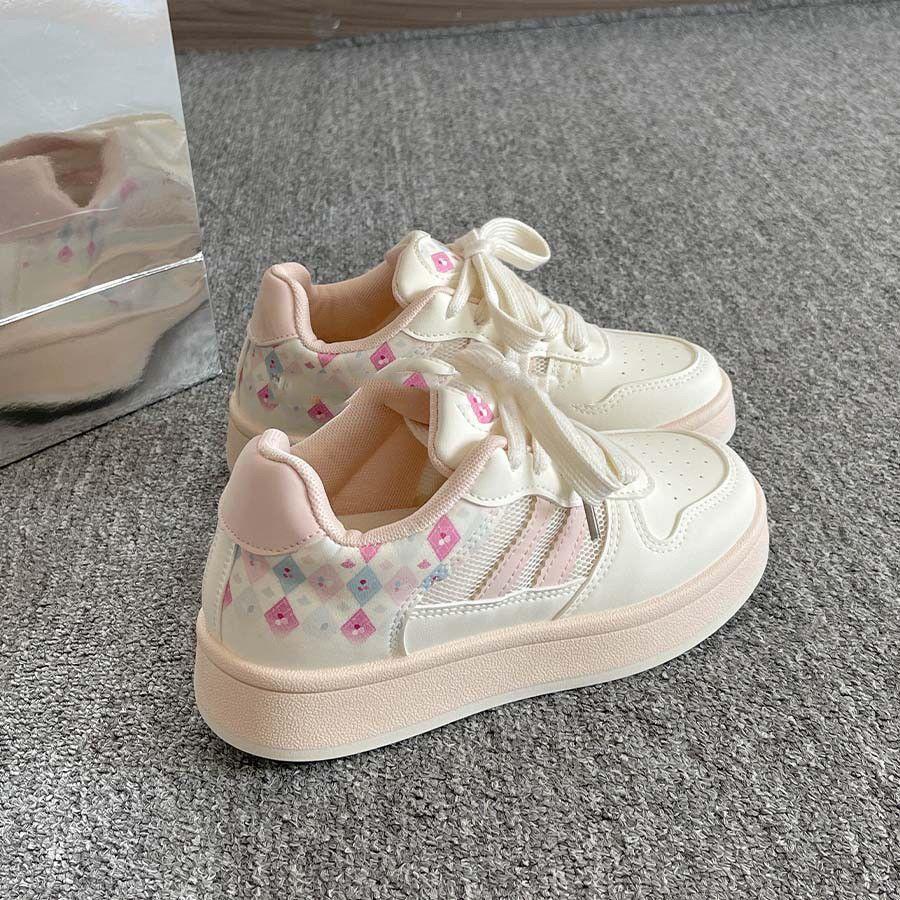 Summer mesh breathable board shoes women's new platform white shoes versatile niche bread shoes sweet