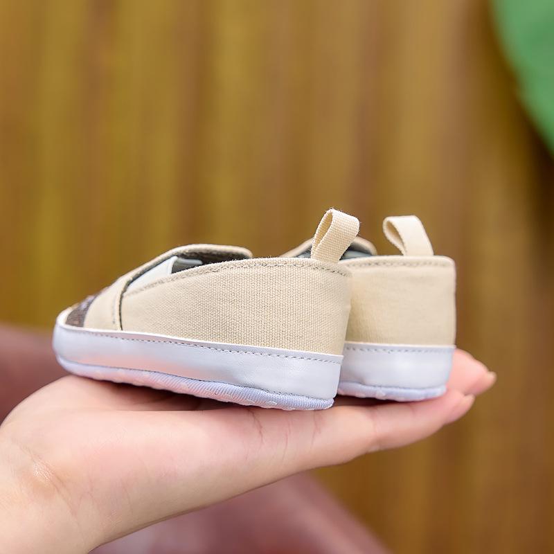 Baby Cartoon Canvas-Schuhe zum Hineinschlüpfen, Weiche Sohle, 0-12 Monate