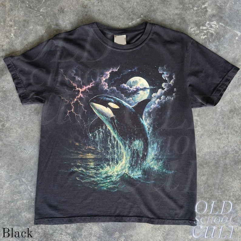Vintage Orca Midnight 90s Graphic TShirt Retro Killer Whale Shirt 90s Ocean Unisex T-Shirt S