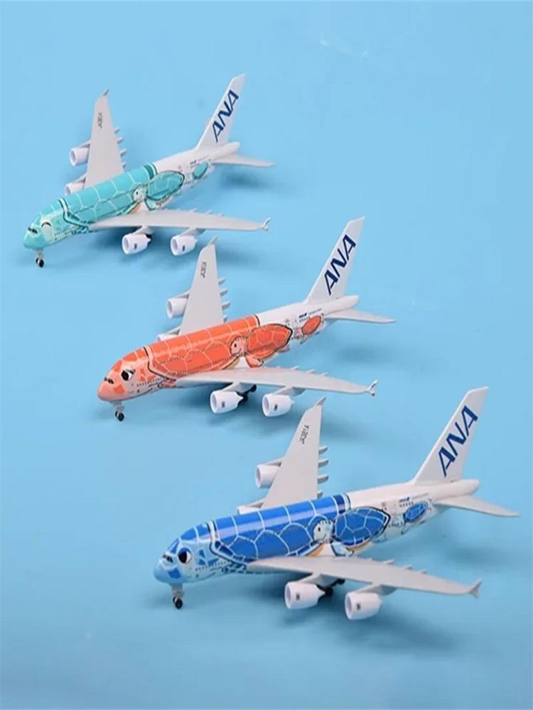 Japan Air ANA Airbus A380 Cartoon Meeresschildkröte Fluggesellschaften Diecast Flugzeugmodell Flugzeug mit Fahrwerk 18*20cm Legierung Metall