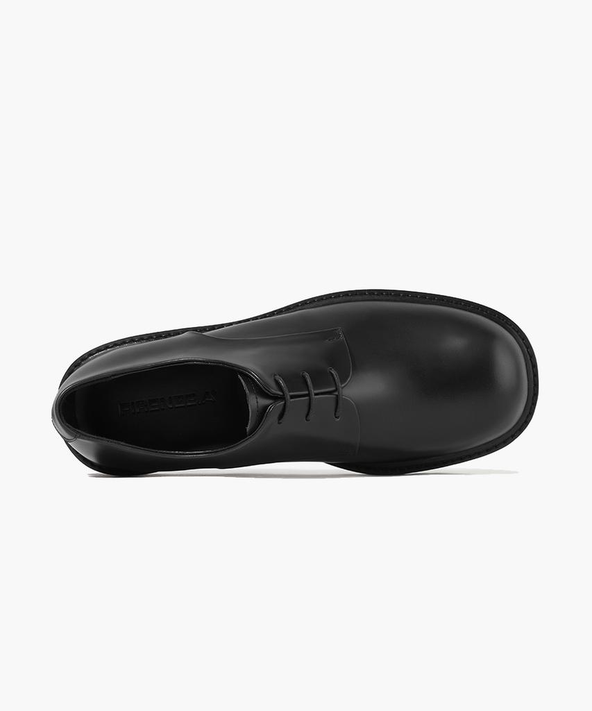 Firenze Atelier [Vibram] Volume Toe Hidden Stitch Pull-Up Leather 3-Hole Derby 1090 [Shine Black]
