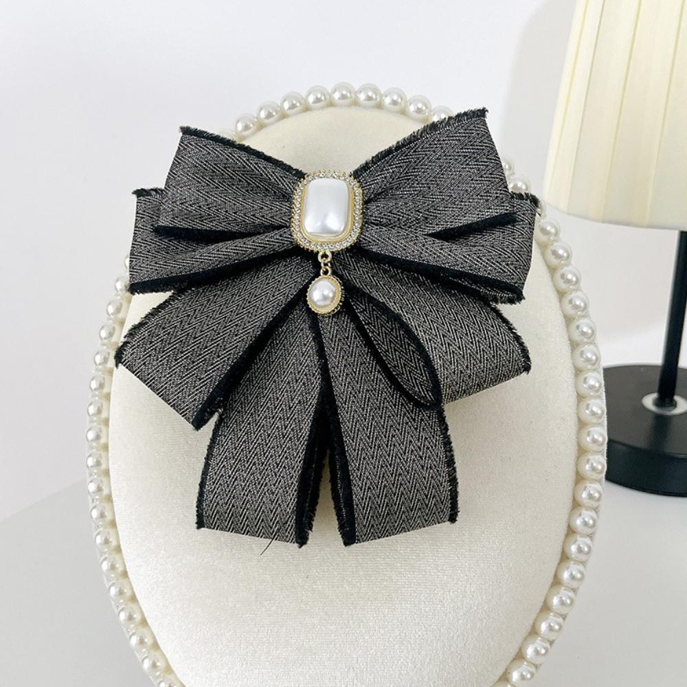 

Korean Fashion Fabric Bow Brooch Pearl Rhinestone Badge College Style Shirt Collar Pins for Women Luxulry Jewelry Accessories чорний